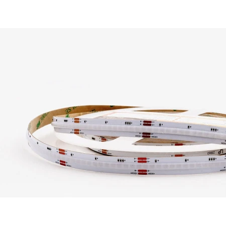 Светодиодная лента LEDS POWER СОВ 840/м (15Вт/м) 24В RGB 007328 Светодиодная лента LEDS POWER СОВ 840/м (15Вт/м) 24В RGB 007328